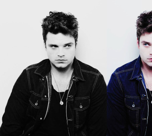 lcnaparrillamoved-blog1:   26/? photos of this Romanian angel Sebastian Stan (✿ ♥‿♥)