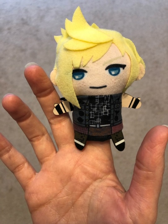 dizzymoogle:  He’s here! lol