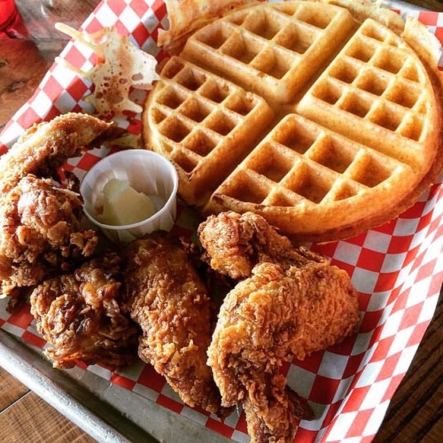 The Loni Bee …Don’t Rush the Chicken….Dine in, Take out or find us on your favor