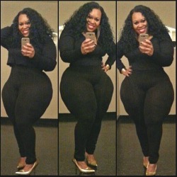 cakesxpeachesxracksx:  Thick Thighs oh my