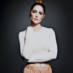 kingshanewest:  Janet Montgomery by Corey Nickols for The Wrap | November 2016