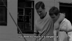 morphine-and-cigarettes:  sad black and white blog, I follow back similar