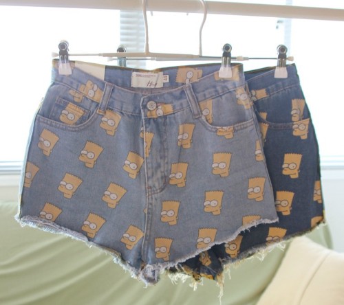 fluerly:  Want these shorts? Get them here 