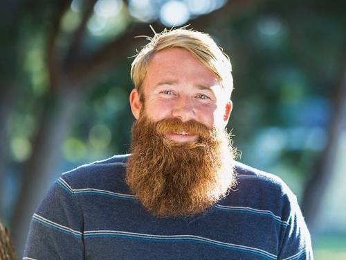 nordicsublime:  Beard and nature   That is an incredibly nice beard on a handsome man!