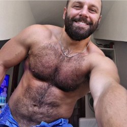 Follow my two hairy men blogs:http://sambrcln.tumblr.comhttp://hairysex.tumblr.com