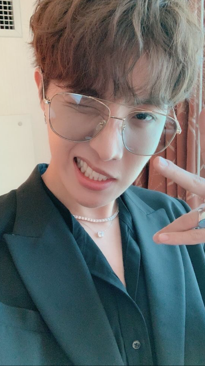 Featured image of post Adorable Jhope With Glasses Reposts low quality images will be removed