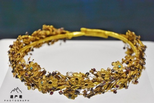 dressesofchina: Han-dynasty gold circlet