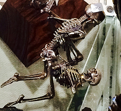 dinkywinks:  dinkywinks:  so i walked into this store in soho today and saw a tiny, fist-sized sculpture of two skeletons fucking. the goddamn price for this abomination was 񘑻. i hate art  the worst part is that i still kinda want to buy it 