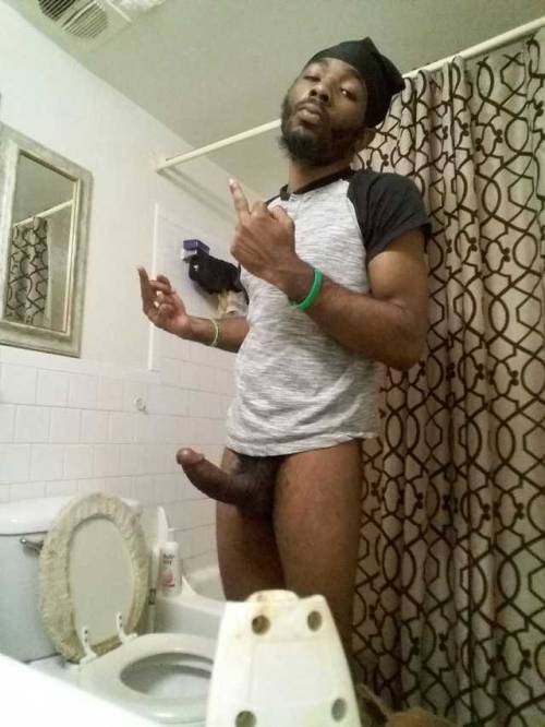 dmvfreakbttm92: dmvwildboyz: Famous DC MeatLil tink His dick good