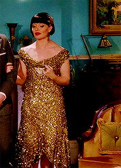 borgiapope:CostumesFrom: Miss Fisher’s Murder Mysteries, 2.09Character: Phryne FisherActor: Essie Da
