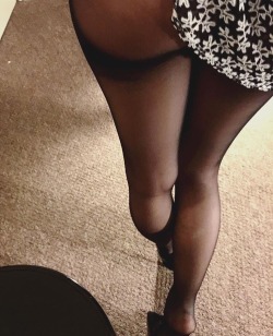 +18 Pantyhose Girl