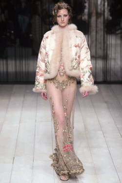 mariah-do-not-care-y:    Alexander McQueen