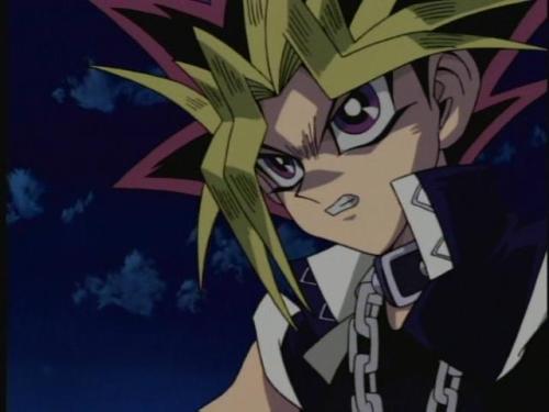 thewittyphantom:  Today, on ‘stuff that was in the opening but not in the actual show’, here’s Marik and Yami Yugi facing off in person. 