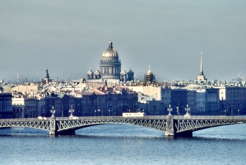 Skyline, Leningrad now St. Petersburg, USSR now Russia, 1976 (Горизонт, Ленинград сейчас Санкт-Петер