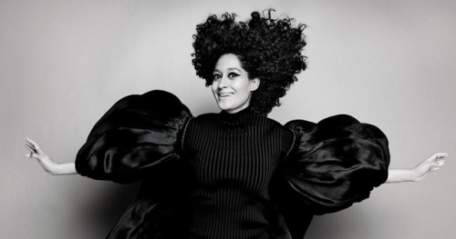 the-real-eye-to-see:She is Ms. Frizzle we really need!