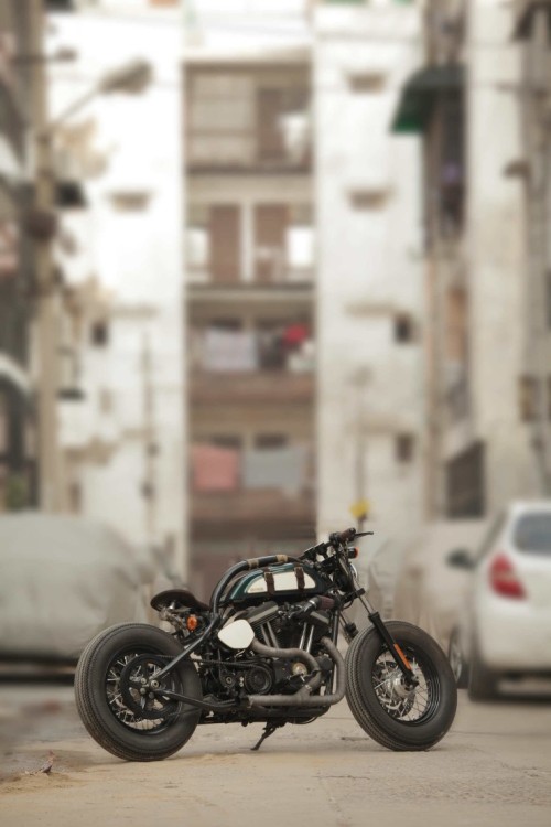 Harley-Davidson 883 by TJ Moto. (via Harley-Davidson 883 by TJ Moto | Silodrome)