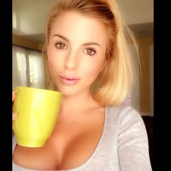 Jlovetalk:  Chilly And Cloudy Days Call For A Hot Cup Of Tea! I Loves Teas…. Relaxing.