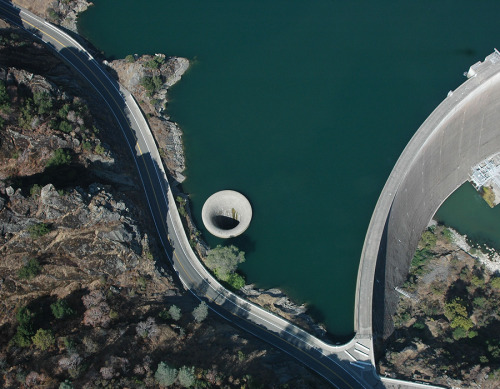 justbmarks: Bottomless Pit - Monticello Dam Drain Hole