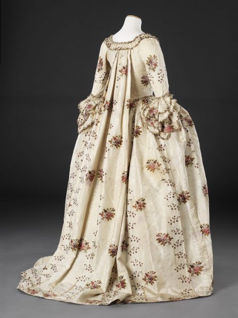  Gown.