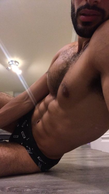 thehottestmenaround: Samy Dorghamwww.instagram.com/man_the_samm/