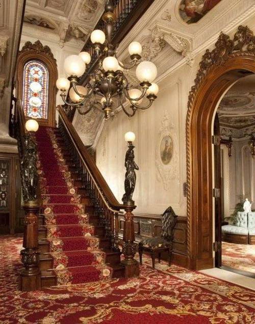 intimesgonebyblog:Victorian House Interior
