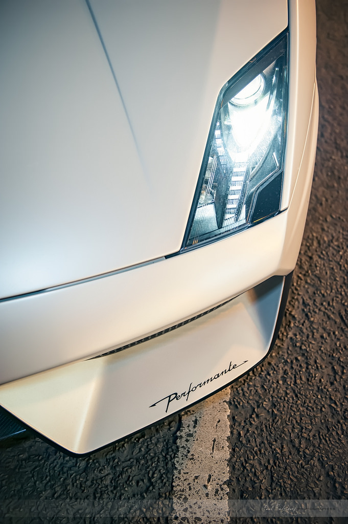 automotivated:  crash—test:  Lamborghini Gallardo LP570-4 Performante - Backstage