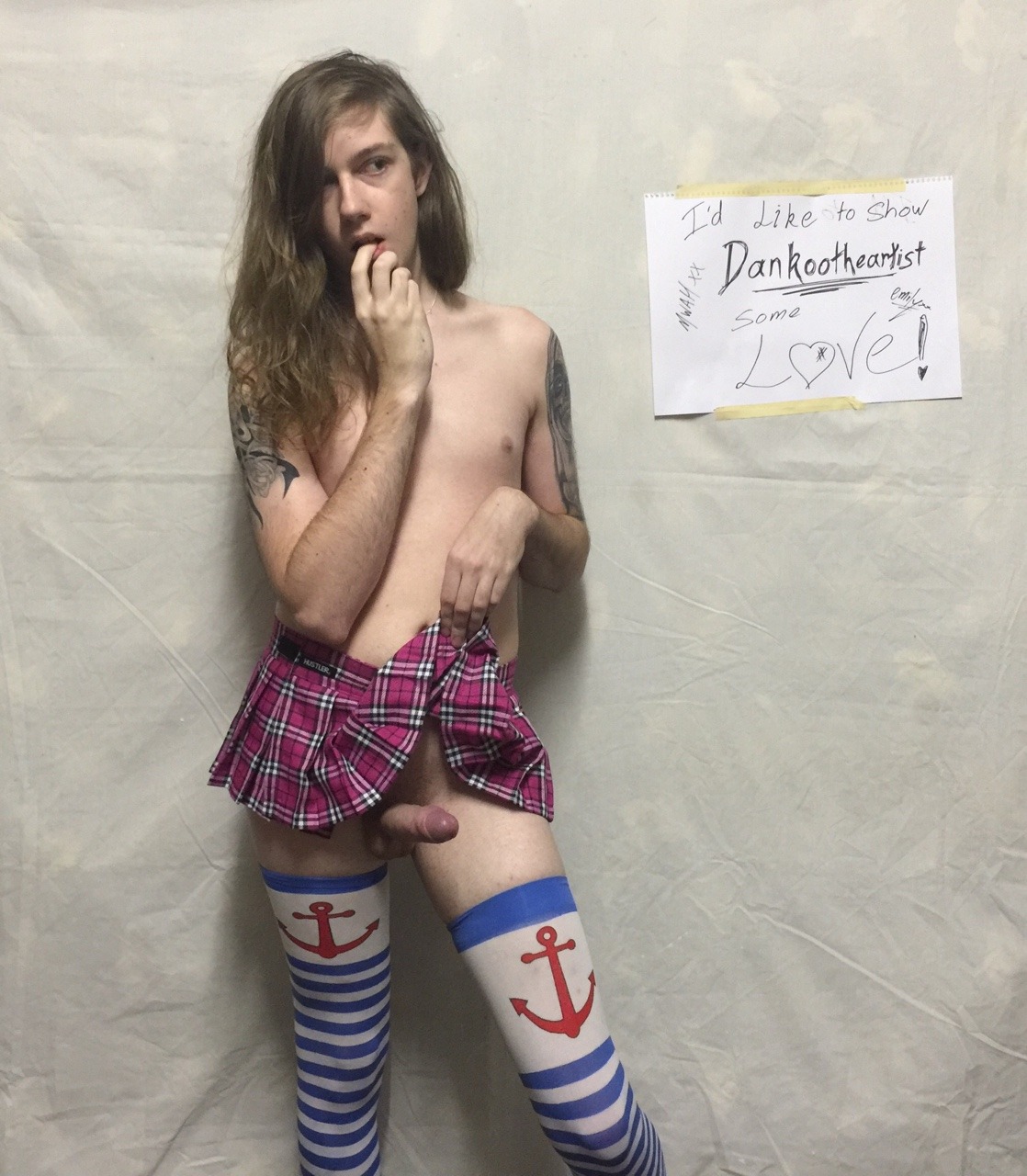 maxma666ot:&ldquo;I’d like to show dankootheartist some Love” and I really