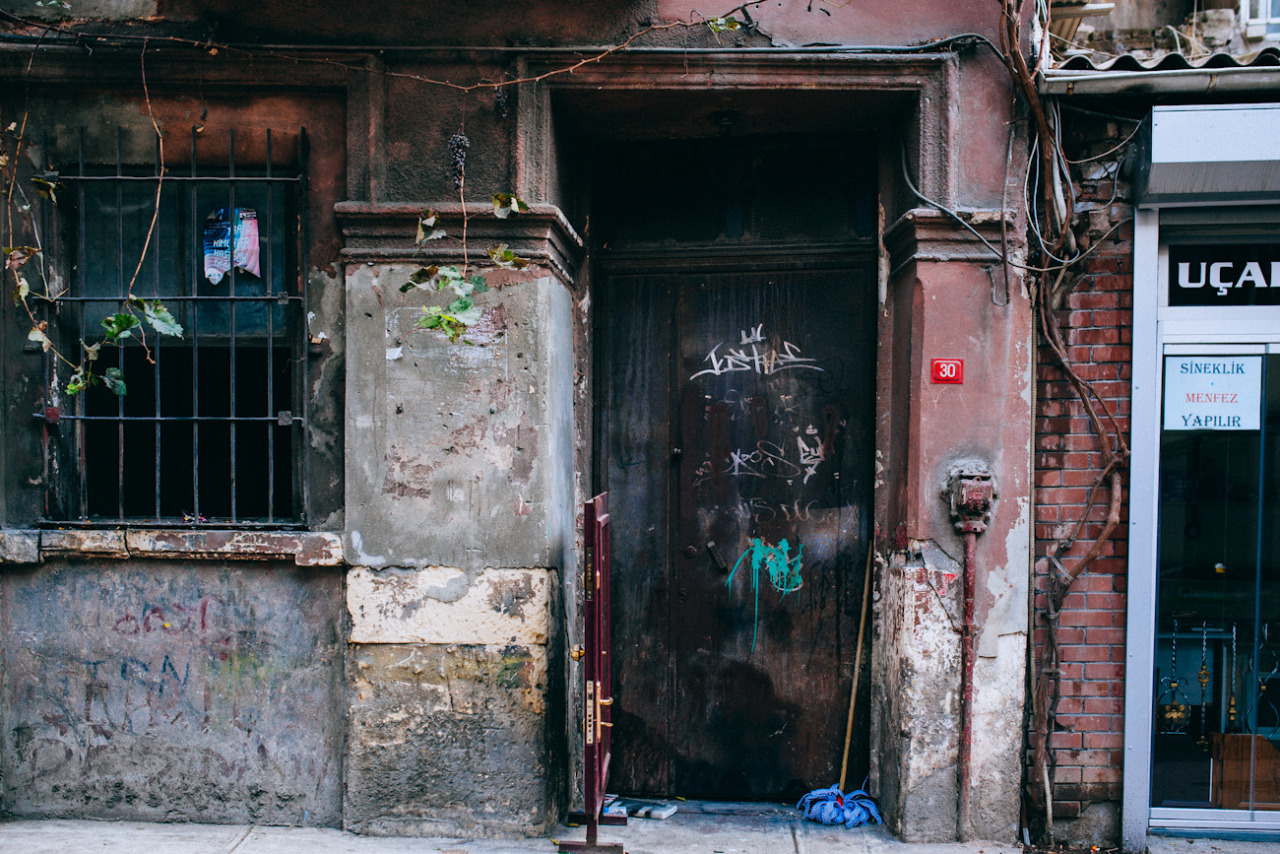 allstreets:  Ağa Hamamı Sokağı - Istanbul, Turkey 