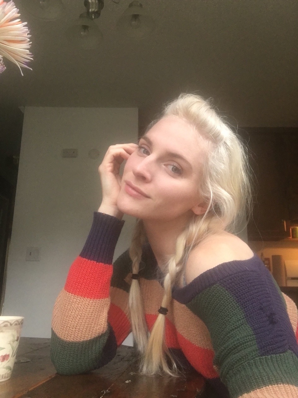 smouldered:  tsugua-a:  evesvitamins:  tsugua-a:  smouldered:  oh yah?  God  Elsa?!