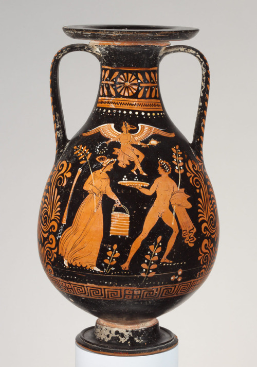 theancientwayoflife:~ Terracotta pelike (jar).Close in style to the Underworld PainterPeriod: Hellen