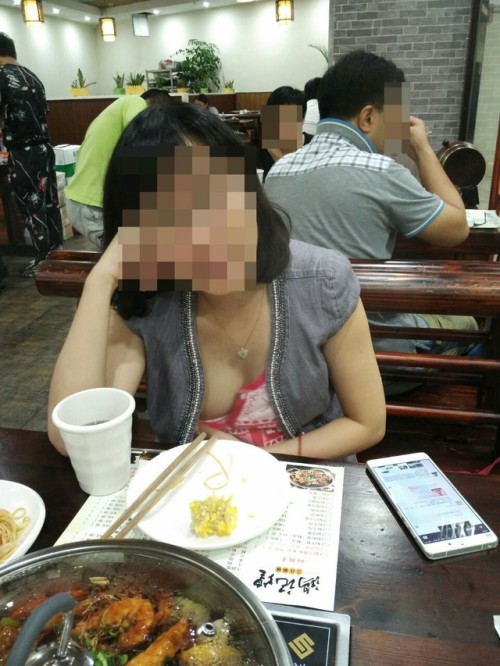 少妇露出