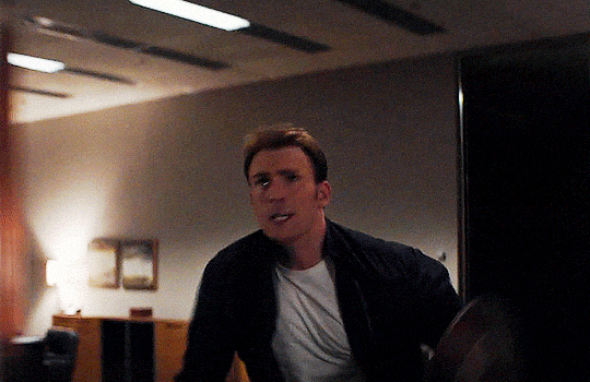 capsgrantrogers:Tell him I’m in pursuit.STEVE ROGERS in Captain America: The Winter Soldier (2014)