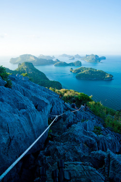 netimu:  Ang-Thong island by loliloop on