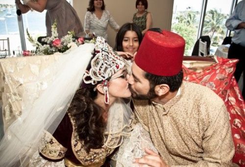 libhobn: Jewish weddings around the world