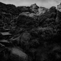 chevaugeon:  Simonside, Rothbury, Northumberland UK the subtleness is compromised in the export for web…I’ll chance it anyway 