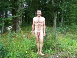 male-nudists:  Main blogs: exhibitionisten-exhibitionists