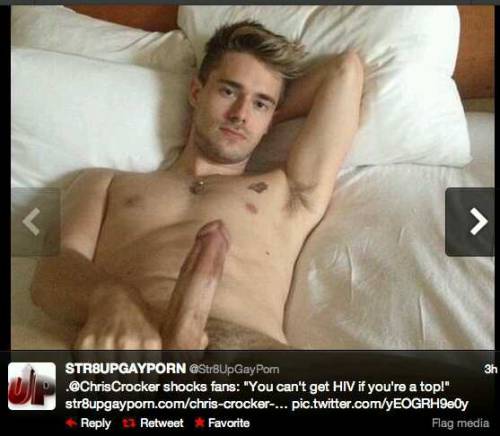 ifuckdudefuckdude:   Chris Crocker @chriscrocker Super sexy dude #teambigdick #teamgay 