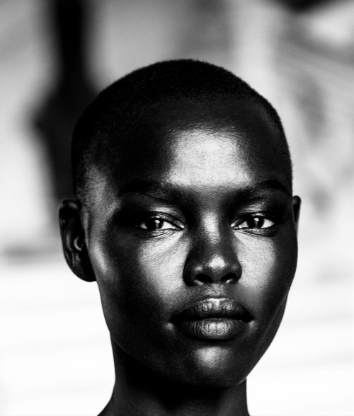 stilltense:Grace Bol by Maxim Gagarin