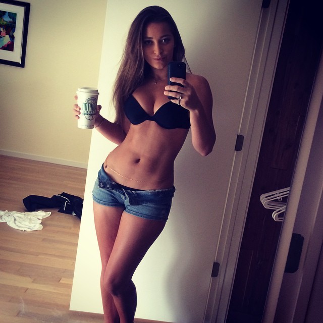 missdanidaniels:  😘 #🍯🌳💙