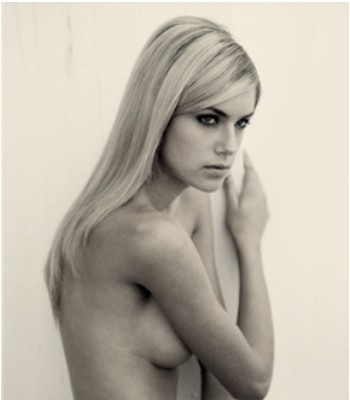 nakedandobserved:  Cassie Gardner