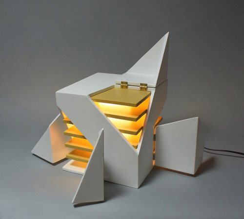 The Illuminating Folding Light