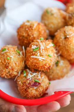 verticalfood:  Loaded Mashed Potato Balls