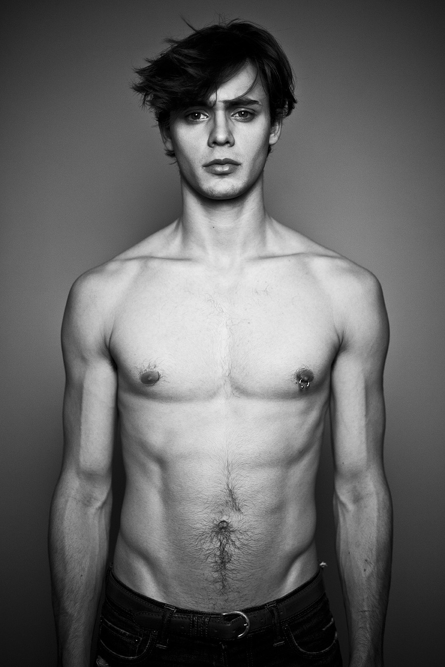 shirtlifting:  Tristan Dufour  