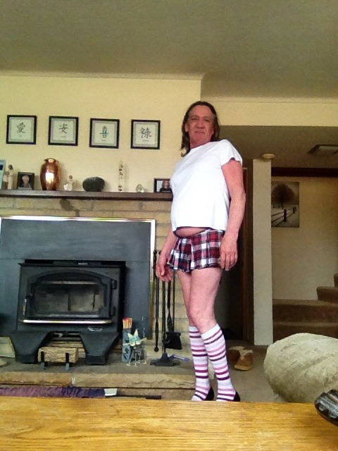 sissymichelle60:  Sissy’s little school girls outfit :))  You think my skirt is short enuf??