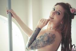 beautiful naked girls with tattoos