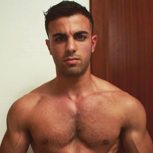 Messy post workout hair