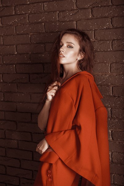 https://amazinggirlsphotos.tumblr.com/post/154479231395