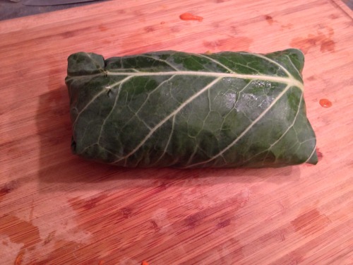 rawkaholic:  beezoon:  youphoric:  stonecldfox:  rawkaholic:  Raw Vegan Burrito! Check out my YouTube to see how I made this beauty-http://www.youtube.com/channel/UCs1uwp7bB1J_3r5xN2ioL_w The video should be up now :)  OMG  omg iS RIGHT  Where do u find