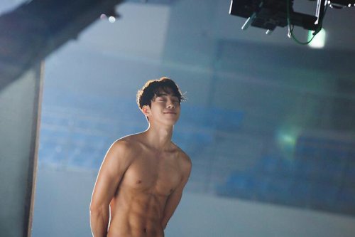 barobaros: korean-98-bi: :D 남주혁 너무 조아