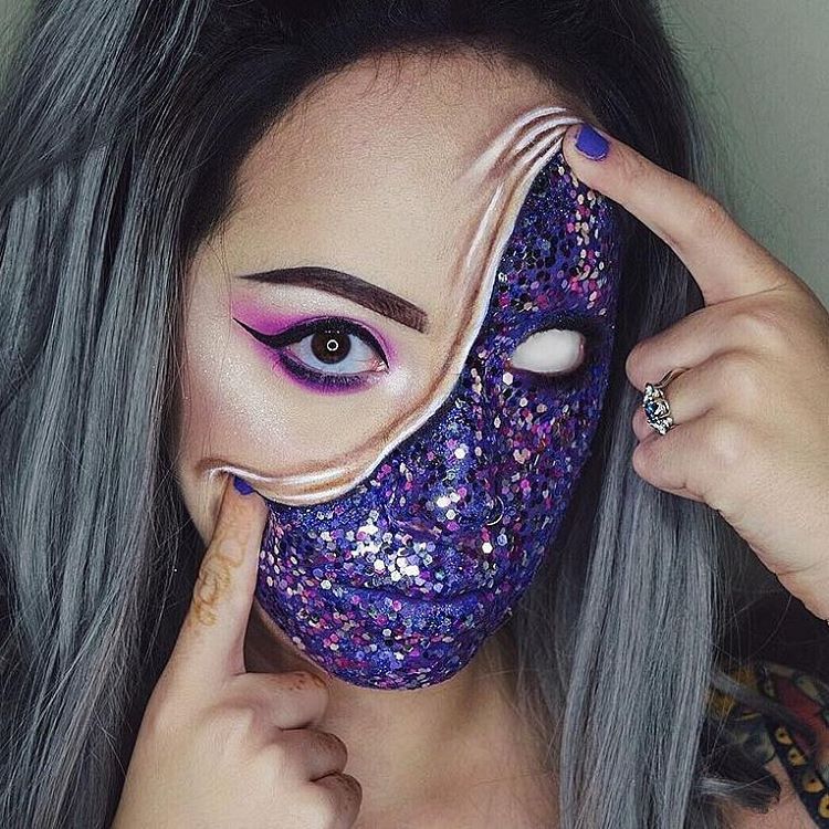 <p>We love nothing more than a dash of glitter and this work from @kassieeferrel ticks all the boxes #glitter #faceart #facepaint #makeup #professionals<br/>
#feature #dupemag</p>